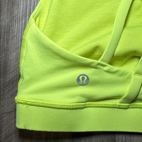 Lululemon Energy Sports Bra - 4 - Picture 3 of 3